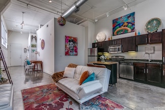 1401 S Flores St Unit 212, San Antonio, TX 78204