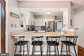 1429 Flynn Ct, Herndon, VA 20170