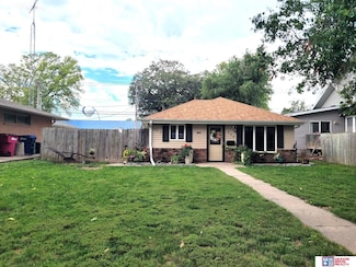 323 N 4th St, Seward, NE 68434