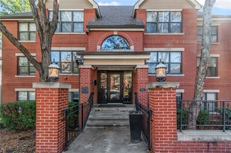 925 Washington St Unit 302, Kansas City, MO 64105