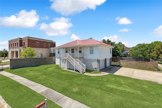 4320 Alba Rd, New Orleans, LA 70129