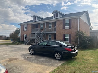 1801 Graymont Ln SW Unit 4, Decatur, AL 35603