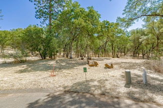 12828 Masters Ct, Auburn, CA 95602