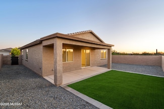 3352 W Shadow Park Way, Tucson, AZ 85742