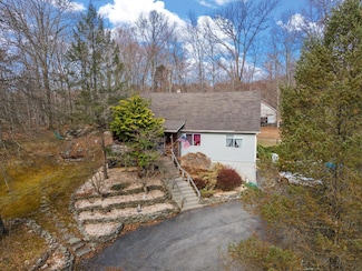 225 Toleman Rd, Washingtonville, NY 10992