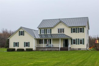 30 Wallys Point Rd, South Hero, VT 05486