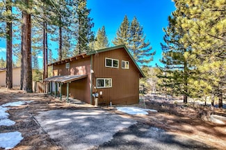 1700 Black Bart Ct, South Lake Tahoe, CA 96150