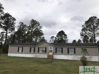 890 Cypress Bay Loop Rd, Pembroke, GA 31321