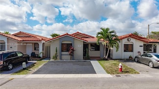 2462 W 65th St, Hialeah, FL 33016