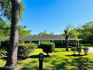 4518 Community Ave, Moss Point, MS 39563