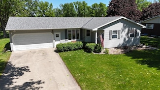 1314 W Birch Ave, Olivia, MN 56277