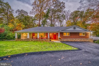 3412 Barger Dr, Falls Church, VA 22044
