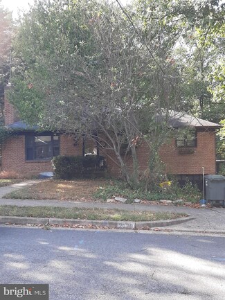 2628 N Upshur St, Arlington, VA 22207