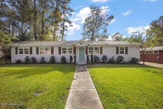 1611 Kent Ave, Jackson, MS 39211