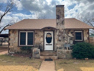 417 Westmoreland St, Mason, TX 76856