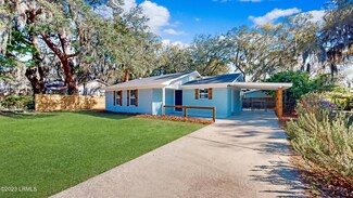 1111 13th St, Port Royal, SC 29935