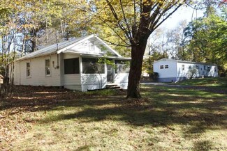 28 Mid Iron Dr, Ruby, NY 12487