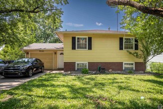 3141 SW Crest Dr, Topeka, KS 66614