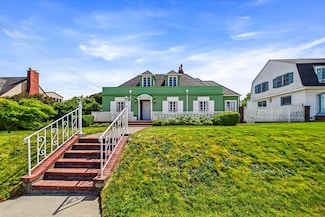 1737 H St, Eureka, CA 95501