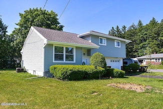 20 Marie Pkwy, Albany, NY 12211