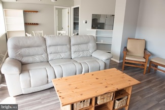 1301 N Courthouse Rd Unit 1507, Arlington, VA 22201