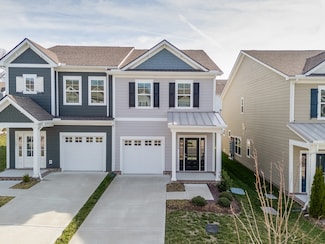 1098 Sweetleaf Dr, Franklin, TN 37064