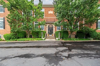 20 Whippoorwill Rd E Unit 2A, Armonk, NY 10504