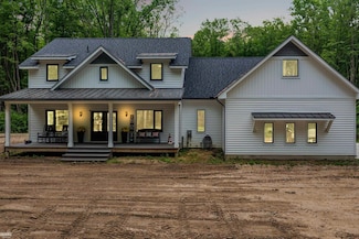 6665 Church Rd, Ira, MI 48023