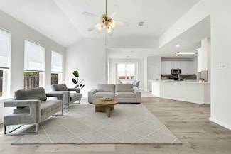 3801 Goose Creek Pkwy, Garland, TX 75040