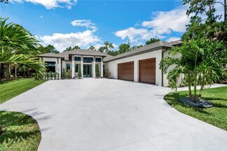 167 9th St SW, Naples, FL 34117