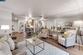 1411 Creekside Dr Unit 14, Walnut Creek, CA 94596
