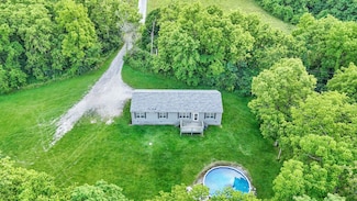 289 Oldson Rd, Paris, KY 40361