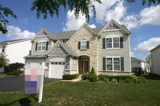 2064 Lily Pond Ln, South Elgin, IL 60177