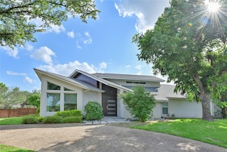 6956 Meadowbriar Ln, Dallas, TX 75230