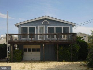 11 W 24th St, Barnegat Light, NJ 08006