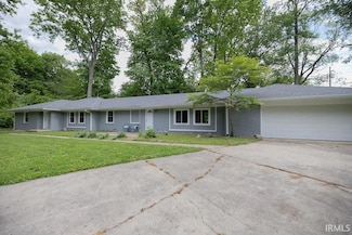 1034 Harter Blvd, Anderson, IN 46011