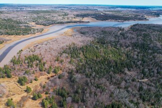 M5L42 Hook Rd, Harrington, ME 04643