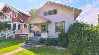 710 E Maple St, Bellingham, WA 98225