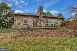 340 N Nyes Rd, Harrisburg, PA 17112