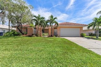 2044 Montana Ave NE, Saint Petersburg, FL 33703