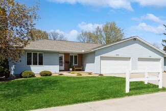 1040 Chatham St, Williamsburg, IA 52361