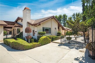 9635 Sunland Blvd, Sunland, CA 91040