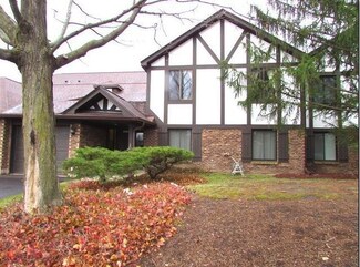 1461 Haverhill Dr Unit C, Wheaton, IL 60189