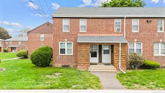 103 Louisiana Ave, Bridgeport, CT 06610