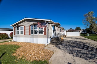 22727 S Butler Ln, Frankfort, IL 60423