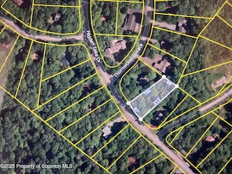 36 Hidden Lake Dr, Lake Ariel, PA 18436