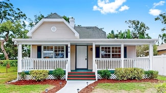1005 45th St W, Bradenton, FL 34209