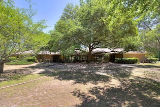 2225 Marwood Dr, Sumter, SC 29154