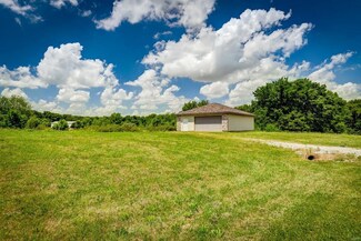 4061 Ll Rd, Fults, IL 62244