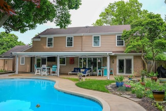 4021 San Pedro Dr, Fort Wayne, IN 46815